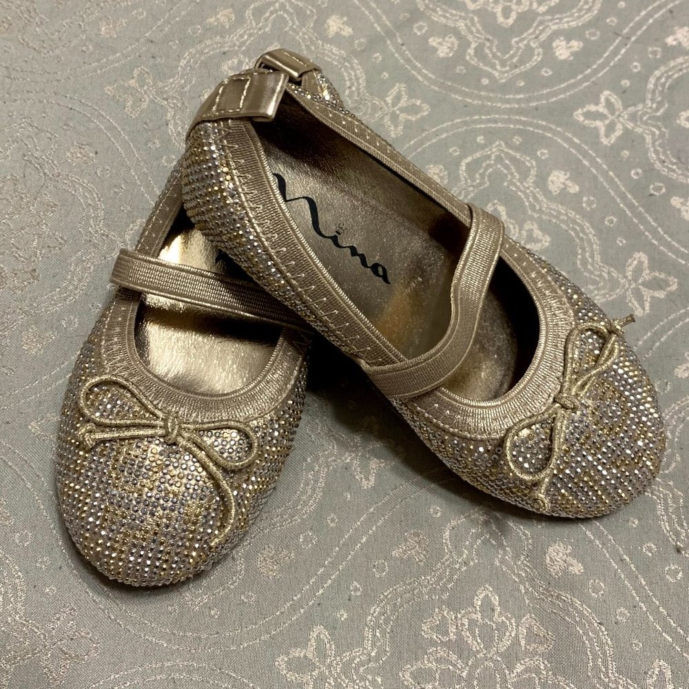 Nina Size 8M Gold Ballet Flats